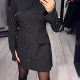 Little Black Luxe™ – Sukienka z Delikatnym Połyskiem